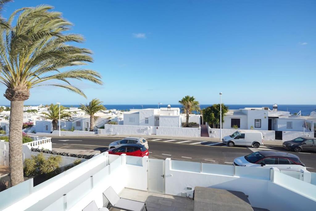 Apartment Rooftop Sea View With Jacuzzi And A/c